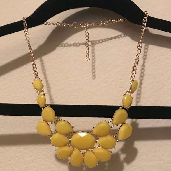 Acrylic Gem  Bib Statement Necklace(Price is firm) - Picture 4 of 6